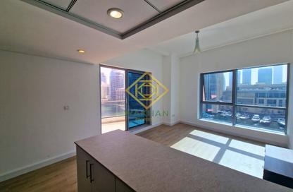Apartment - 1 Bedroom - 2 Bathrooms for rent in Bay Central Tower Central - Bay Central - Dubai Marina - Dubai