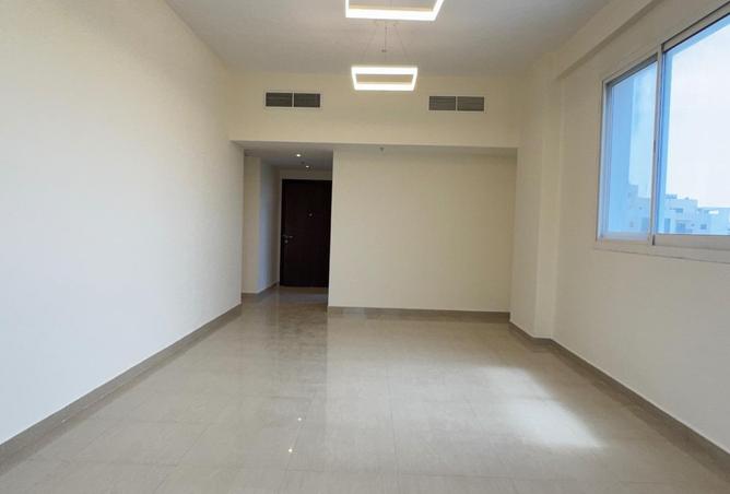 82823553 - Property Image 3