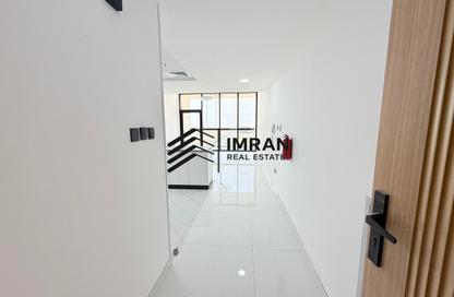 Apartment - 1 Bedroom - 2 Bathrooms for rent in Tilal City A - Tilal City - Sharjah Apartment - 1 Bedroom - 2 Bathrooms for rent in Tilal City A - Tilal City - Sharjah