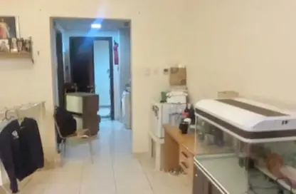 شقة - 1 حمام للبيع في IC1-EMR-13 - طراز إماراتي - المدينة العالمية - دبي