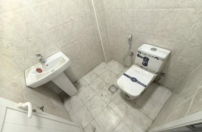 Warehouse - Studio - 1 Bathroom for rent in Al Noud - Al Ain