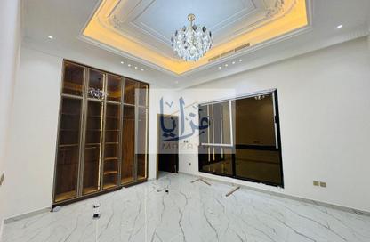 Villa - 5 Bedrooms - 7 Bathrooms for sale in Al Rawda 2 - Al Rawda - Ajman