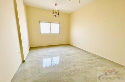 Apartment - 2 Bedrooms - 2 Bathrooms for rent in Muwaileh 29 Building - Muwaileh - Sharjah