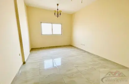 Apartment - 2 Bedrooms - 2 Bathrooms for rent in Muwaileh 29 Building - Muwaileh - Sharjah