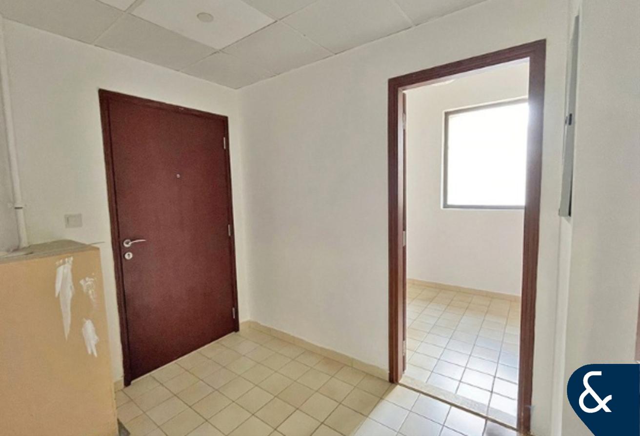 Unfurnished | 4 Bedrooms | Vacant | 3 Baths photo 18