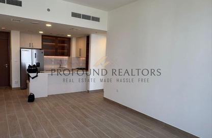 Apartment - 2 - 2 for rent in The Regent - Town Square - Dubai