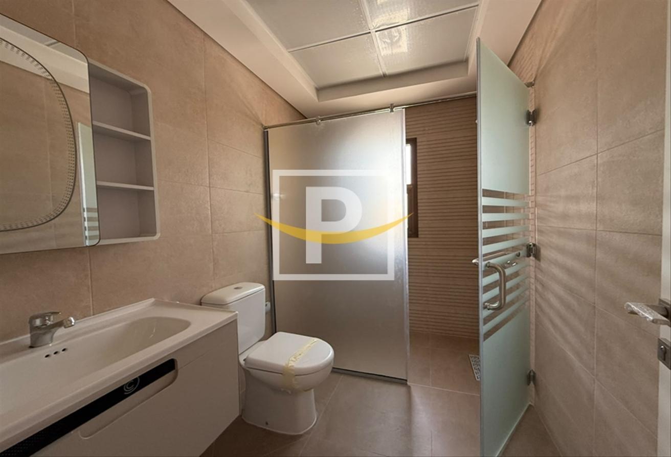 Fully Renovated | Bright 4BR Villa | Near Parks photo 16