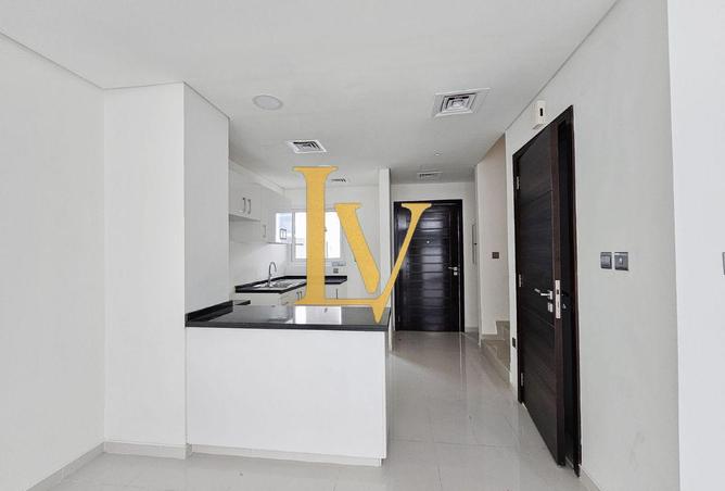 104685704 - Property Image 2