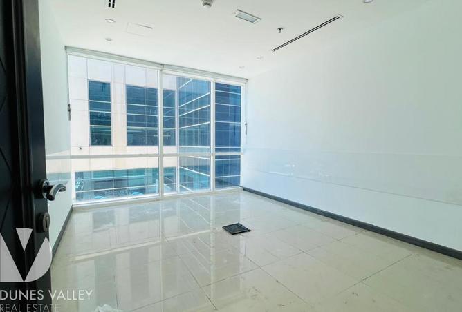 110032228 - Property Image 3