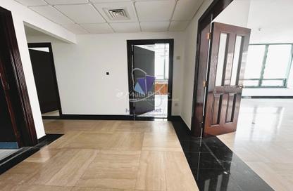 Apartment - 3 Bedrooms - 3 Bathrooms for rent in Hamdan Street - Abu Dhabi Apartment - 3 Bedrooms - 3 Bathrooms for rent in Hamdan Street - Abu Dhabi