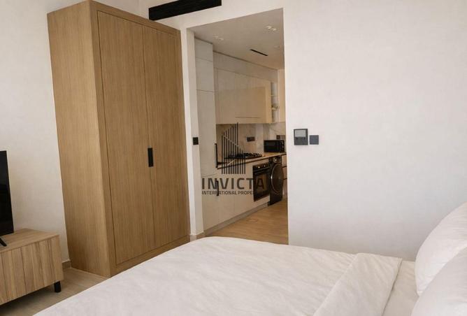 72304401 - Property Image 2