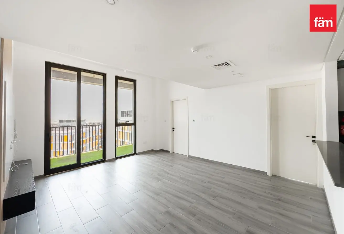 127005877 - Property Main Image