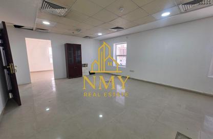 Office Space - 2 Bedrooms - 1 Bathroom for rent in Court Villa - Dafan Al Khor - Ras Al Khaimah
