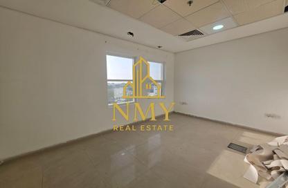 Office Space - 2 Bedrooms - 1 Bathroom for rent in Court Villa - Dafan Al Khor - Ras Al Khaimah