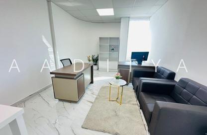 Office Space - Studio - 1 Bathroom for rent in Fatima Mohammad Ahmad Bin Suleiman Building - Al Raffa - Bur Dubai - Dubai