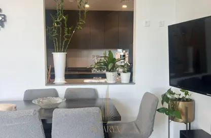 شقة - غرفة نوم - 2 حمامات للبيع في الطراز - حي نسيج - الجادة - الشارقة