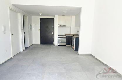 Apartment - 1 Bedroom - 2 Bathrooms for rent in The Solo - Aljada - Sharjah