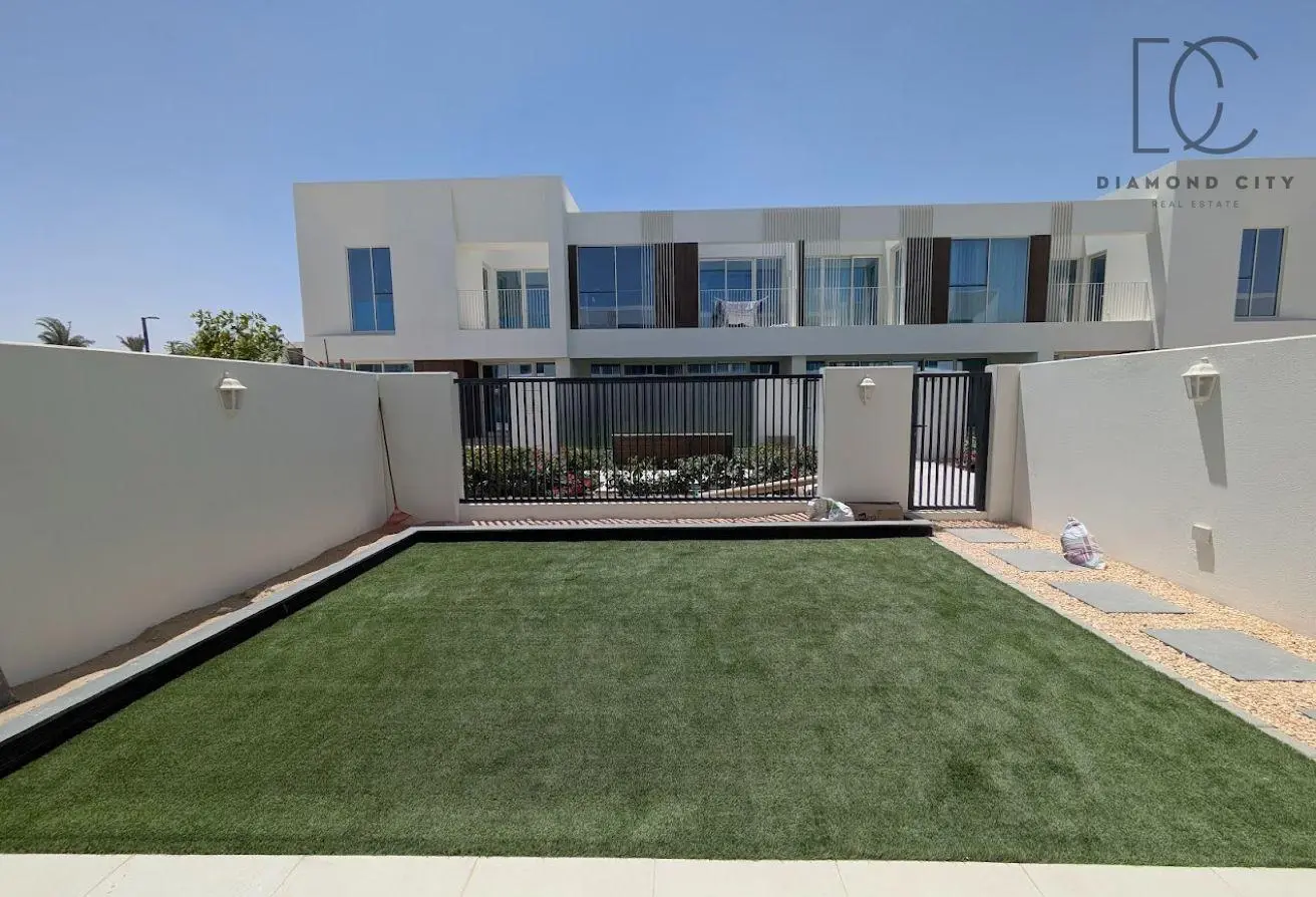 100387773 - Property Main Image
