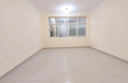 Apartment - 2 Bedrooms - 2 Bathrooms for rent in Shabiya 9 - Shabiya - Mussafah - Abu Dhabi