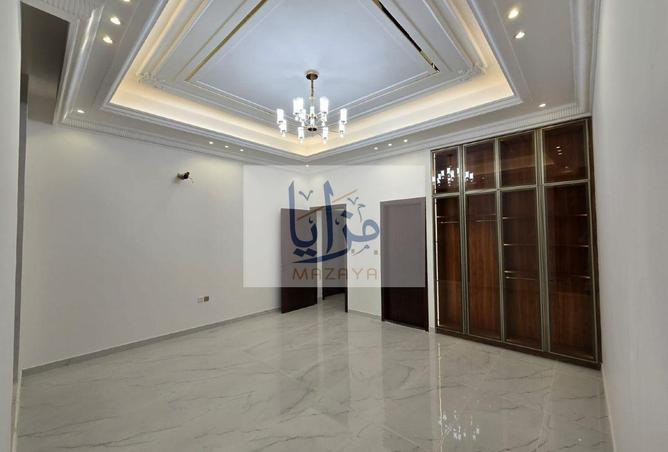 60929777 - Property Image 2