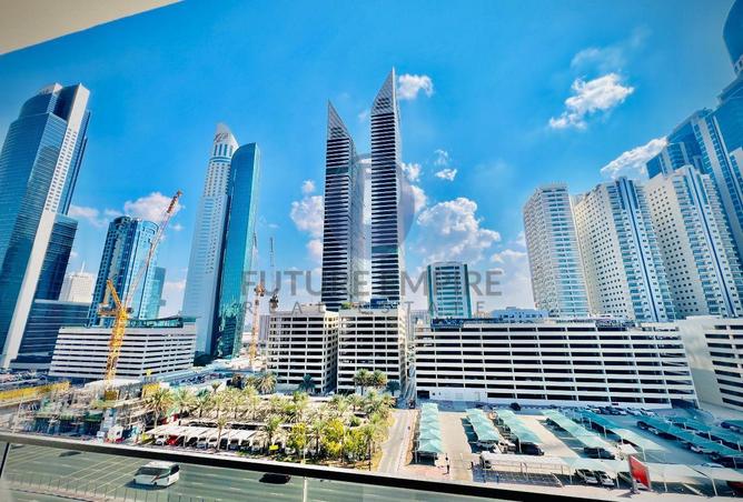 Premium 2BR | Chiller Free | Walking Distance to M