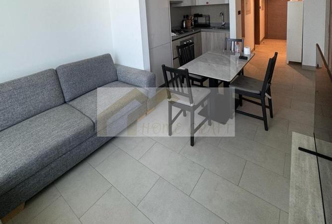 98708458 - Property Image 3