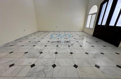 Apartment - 1 - 2 for rent in Mohamed Bin Zayed Centre - Mohamed Bin Zayed City - Abu Dhabi