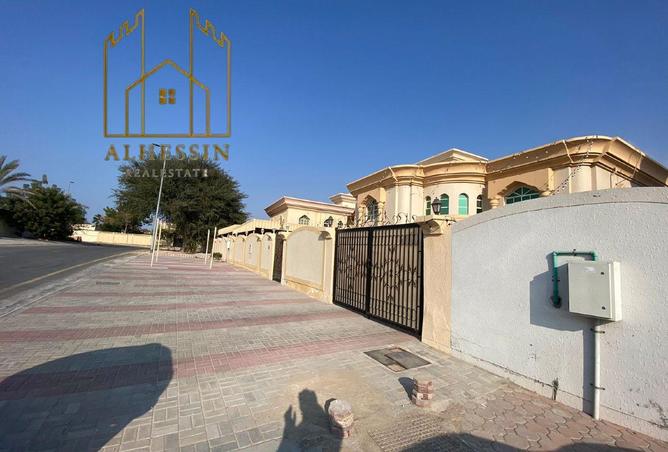 72305653 - Property Image 2