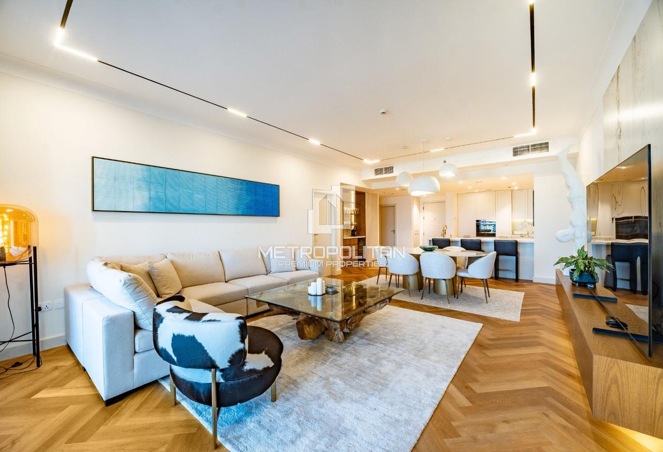 Modern Upgrade| Brand New Furnished| Beach| Vacant photo 2