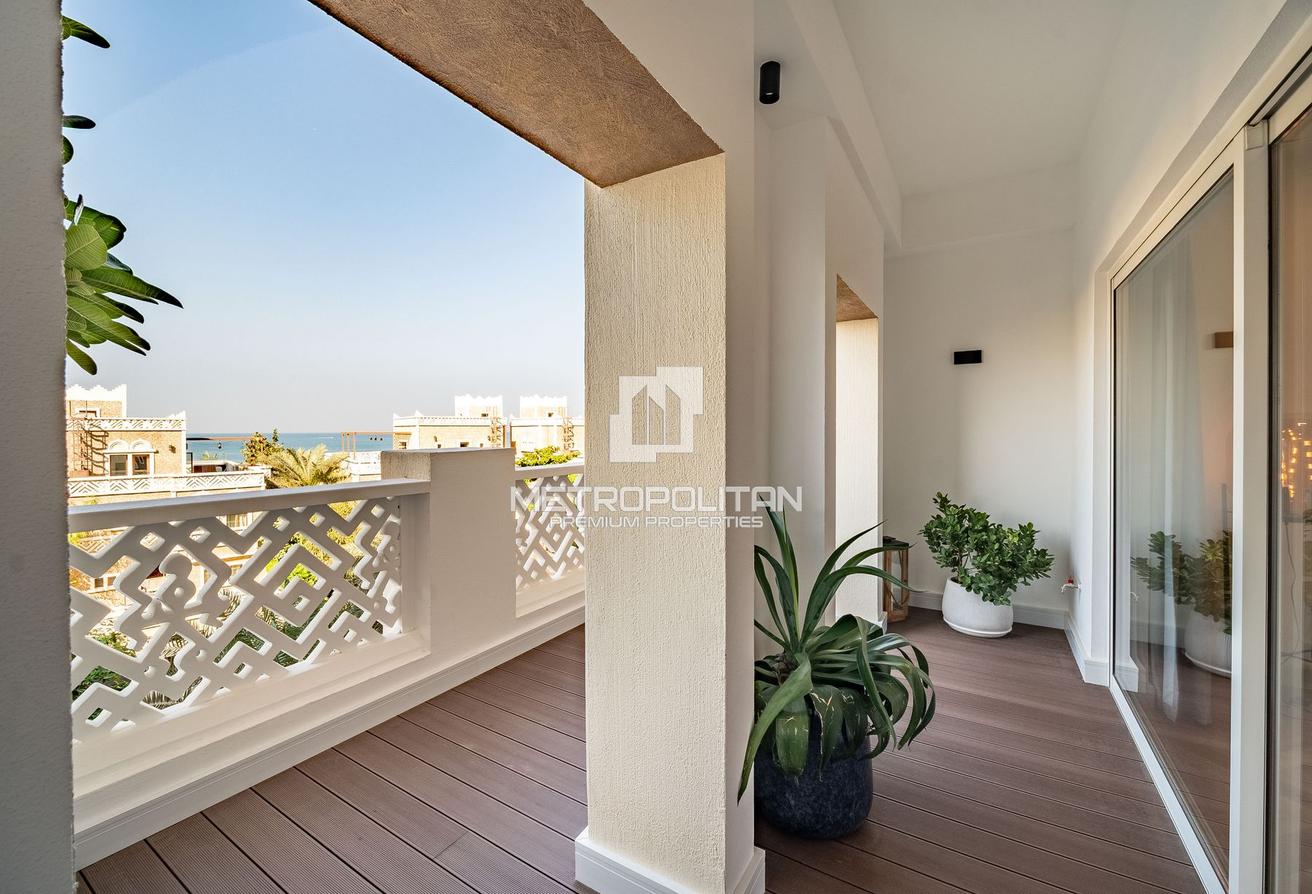 Modern Upgrade| Brand New Furnished| Beach| Vacant photo 14