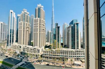 Apartment - 2 Bedrooms - 3 Bathrooms for rent in Vida Residence Downtown - Downtown Dubai - Dubai