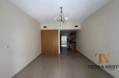 Apartment - Studio - 1 for rent in May Residence 3 - May Residence - District 10 - Jumeirah Village Circle - Dubai