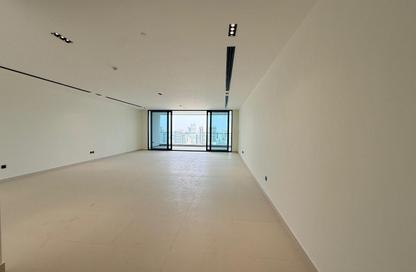 Apartment - 3 Bedrooms - 5 Bathrooms for rent in Al Mamzar Tower - Al Mamzar - Sharjah - Sharjah