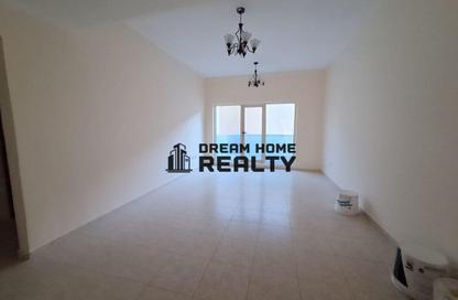 Apartment - 1 Bedroom - 2 Bathrooms for rent in Al Khan - Sharjah