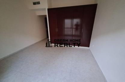 Apartment - 1 Bedroom - 2 Bathrooms for rent in Al Khan - Sharjah