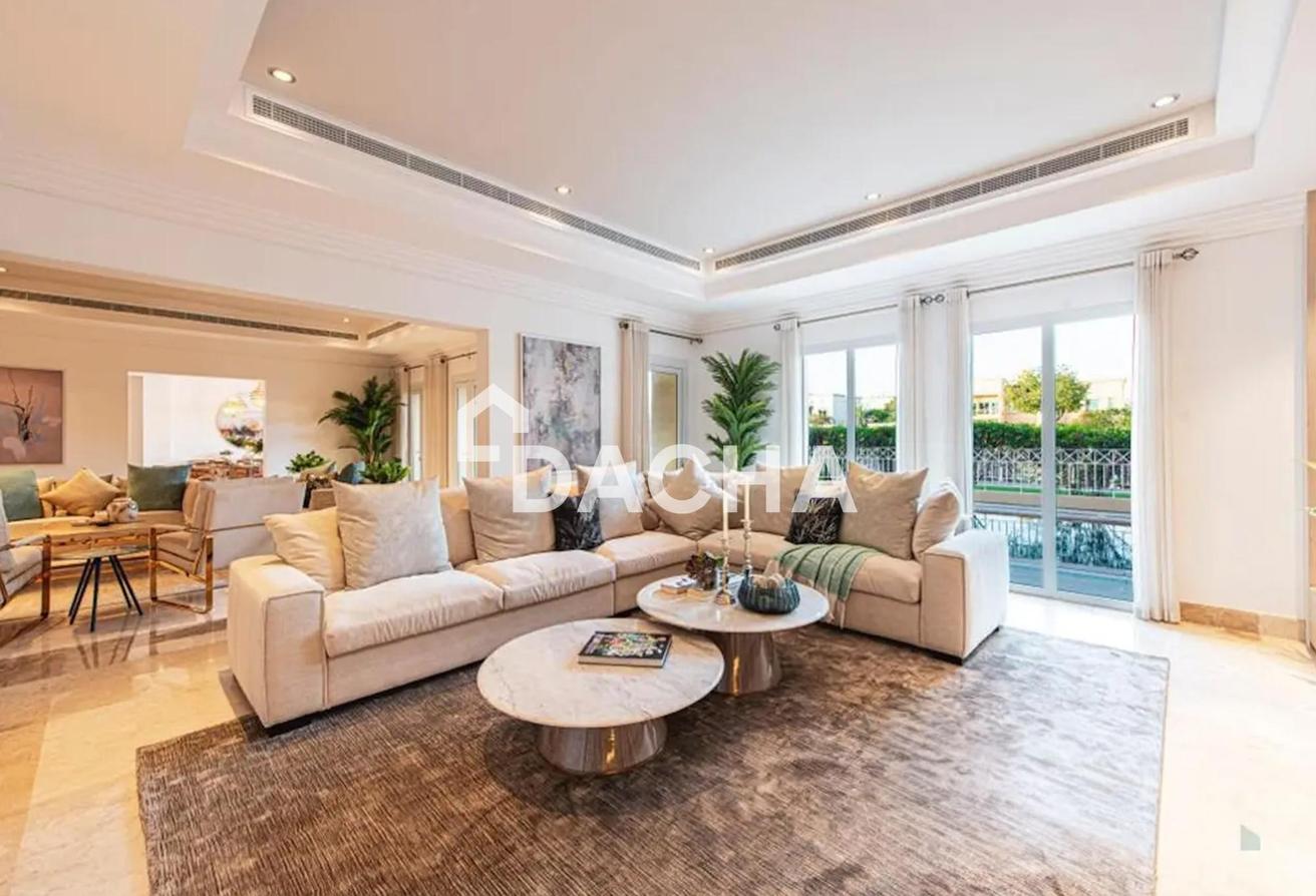 Luxury | Fully Furnished | Lake Backing photo 7