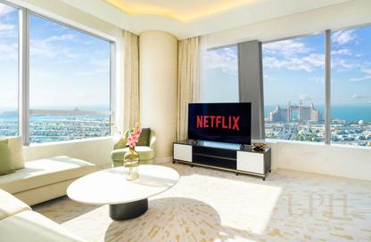 Apartment - 1 - 2 for sale in The Palm Tower - Palm Jumeirah - Dubai