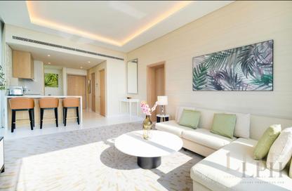 Apartment - 1 - 2 for sale in The Palm Tower - Palm Jumeirah - Dubai