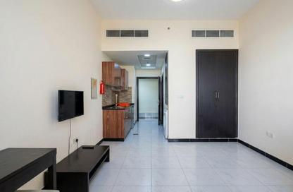 Apartment - Studio - 1 Bathroom for rent in Kensington Manor - District 13 - Jumeirah Village Circle - Dubai