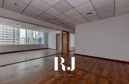 Office Space - Studio - 1 Bathroom for rent in Empire Heights 1 - Empire Heights - Business Bay - Dubai