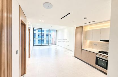 Apartment - 1 - 2 for rent in Binghatti Ivory - Dubai Healthcare City 2 - Al Jaddaf - Dubai