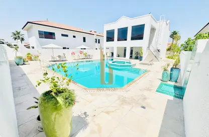 Villa - 5 Bedrooms - 5 Bathrooms for rent in Jumeirah 3 Villas - Jumeirah 3 - Jumeirah - Dubai Villa - 5 Bedrooms - 5 Bathrooms for rent in Jumeirah 3 Villas - Jumeirah 3 - Jumeirah - Dubai