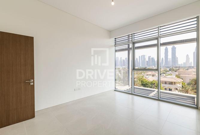 المزيد من الخيارات | وحدة جديدة بالكامل وخالية