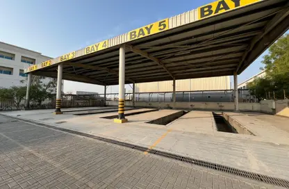 مستودع - استوديو - 2 حمامات للايجار في المنطقة الصناعية رقم 17 - المنطقة الصناعية بالشارقة - الشارقة