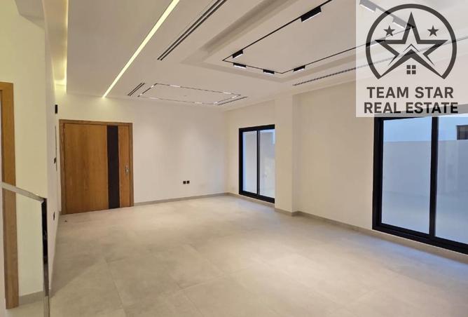 145085359 - Property Image 2