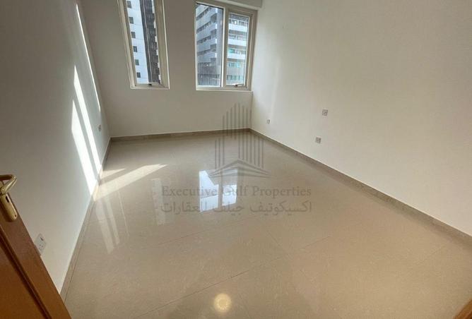 91811302 - Property Image 3