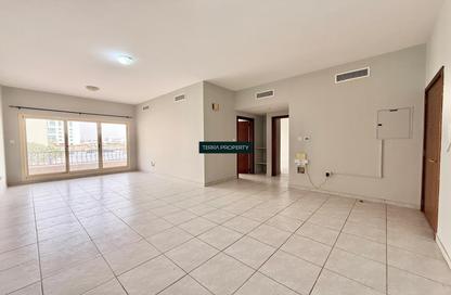 Apartment - 1 Bedroom - 2 Bathrooms for rent in Golf Apartments - Al Hamra Village - Ras Al Khaimah