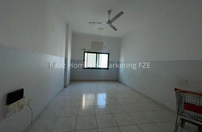Apartment - 2 - 3 for rent in Al Nabaa Building - Al Naba'ah - Al Sharq - Sharjah