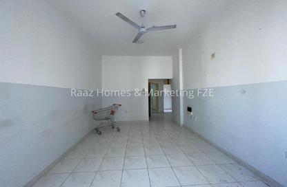 Apartment - 2 - 3 for rent in Al Nabaa Building - Al Naba'ah - Al Sharq - Sharjah