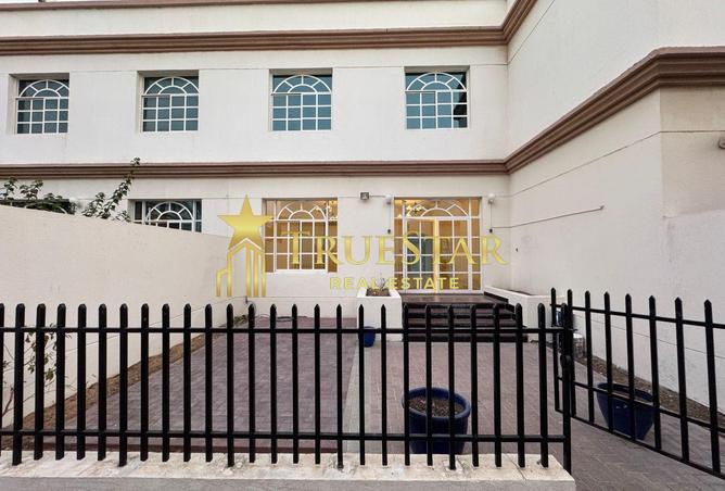 73875373 - Property Image 2